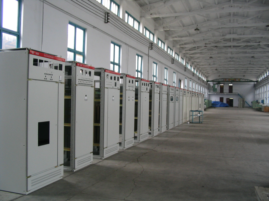 開(kāi)關(guān)柜2